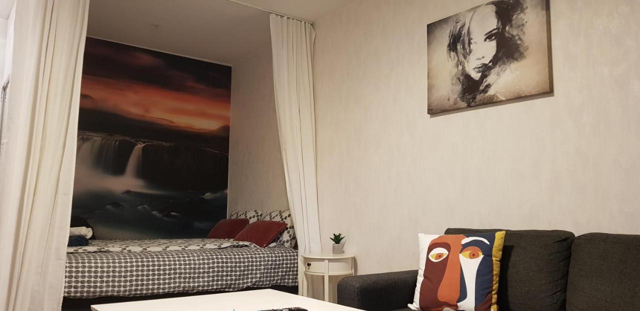 Studio Near City - Puinnintie Pori Esterno foto